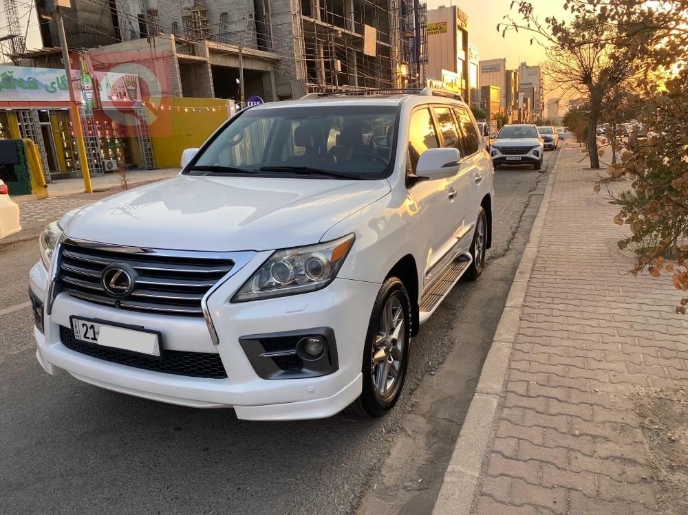 Lexus LX